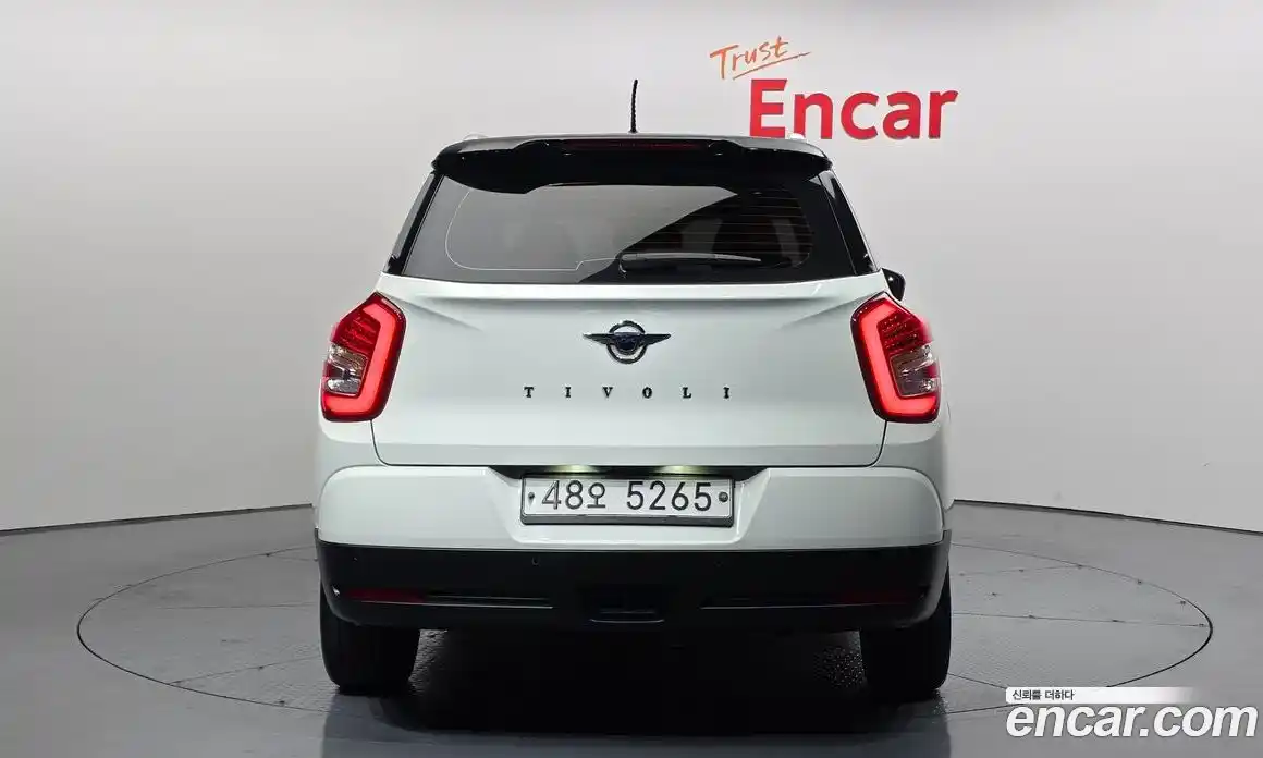 SsangYong TIBOLI 2016 1.6 Автомат в Москве № 1289615, фото 4