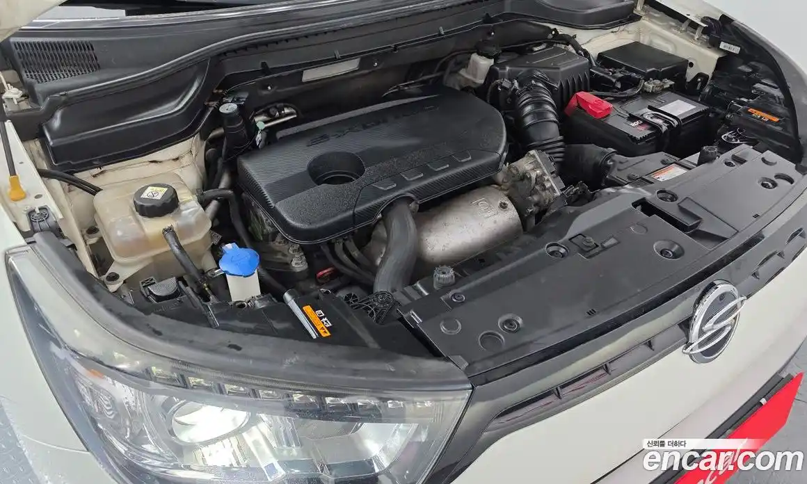 SsangYong TIBOLI 2016 1.6 Автомат в Москве № 1289615, фото 6