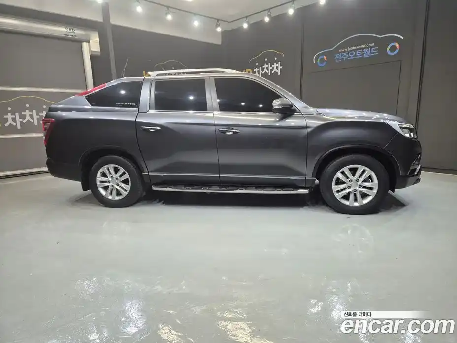 SsangYong Rexton 2018 2.2 Автомат в Москве № 1289685, фото 2
