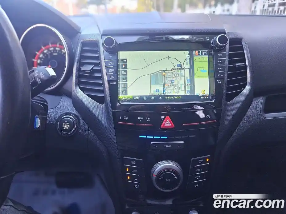 SsangYong TIBOLI 2017 1.6 Автомат в Москве № 1289791, фото 13