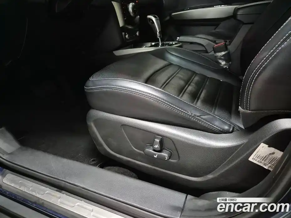 SsangYong TIBOLI 2015 1.6 Автомат в Москве № 1289815, фото 13