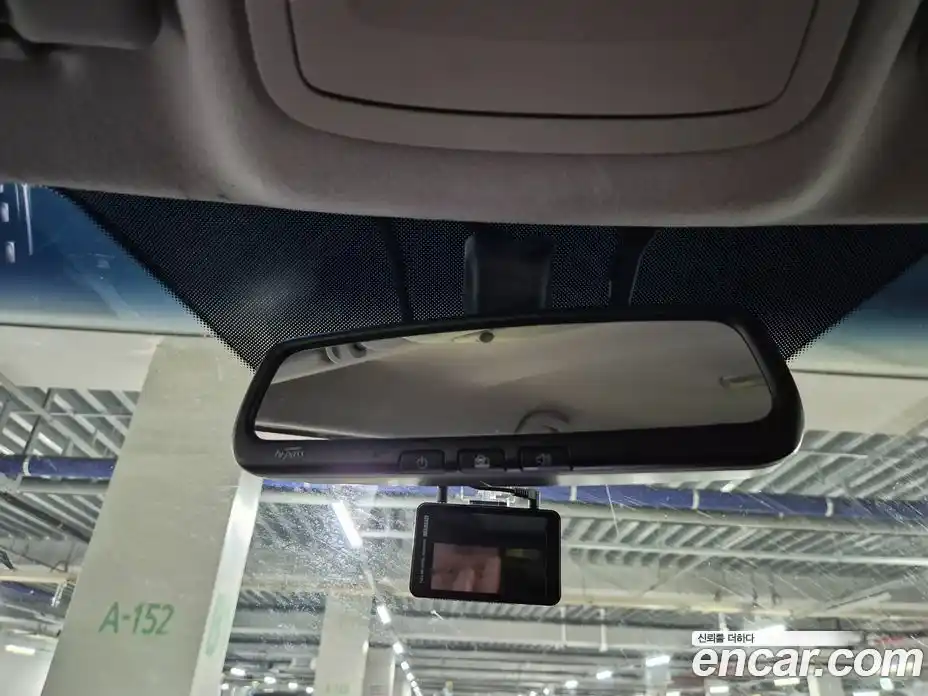 SsangYong TIBOLI 2015 1.6 Автомат в Москве № 1289815, фото 18