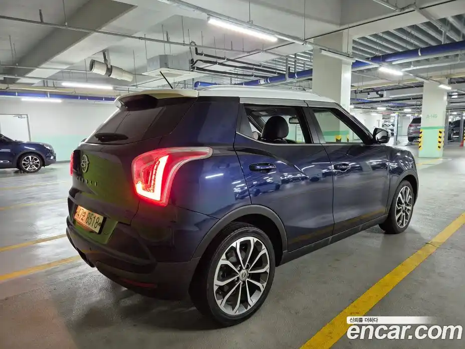 SsangYong TIBOLI 2015 1.6 Автомат в Москве № 1289815, фото 2