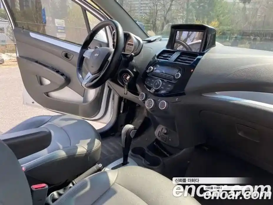 Chevrolet Spark 2015 1.0 Автомат в Москве № 1290007, фото 9