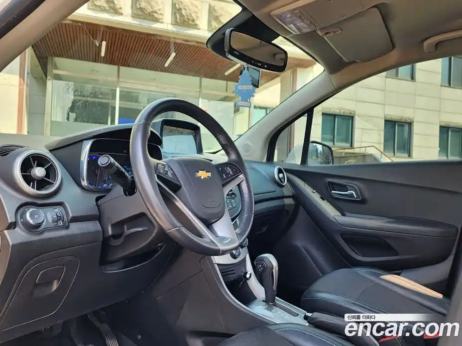 Chevrolet Trax 2014 1.4 Автомат в Москве № 1290145, фото 13