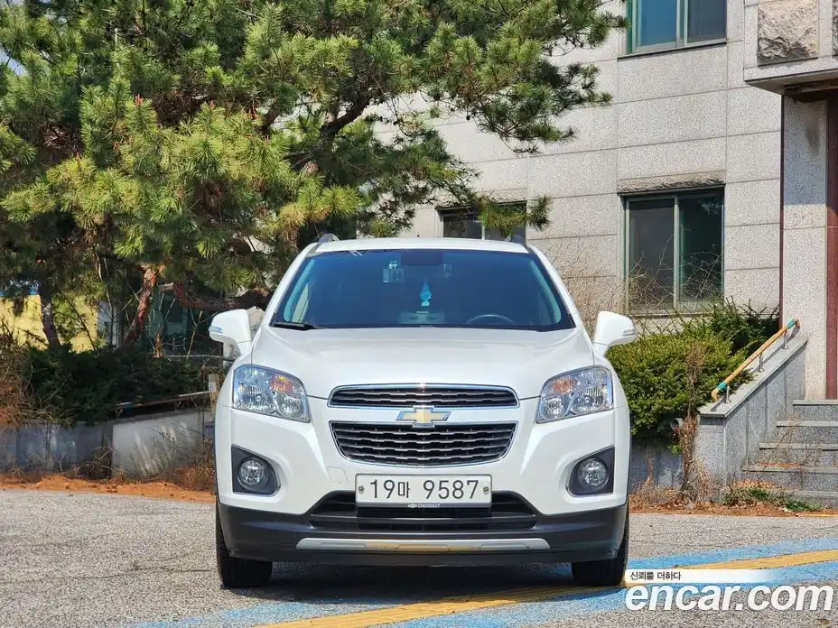 Chevrolet Trax 2014 1.4 Автомат в Москве № 1290145, фото 2