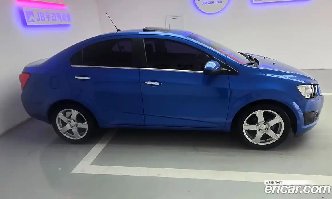 Chevrolet Aveo 2011 1.6 Автомат в Москве № 1290159, фото 6