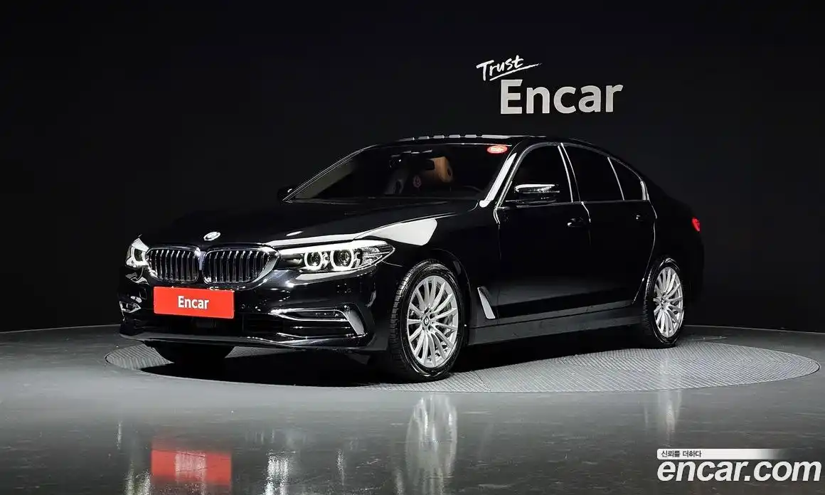 BMW 5-Series 2019 2.0 гидро в Москве № 1290567, фото 1