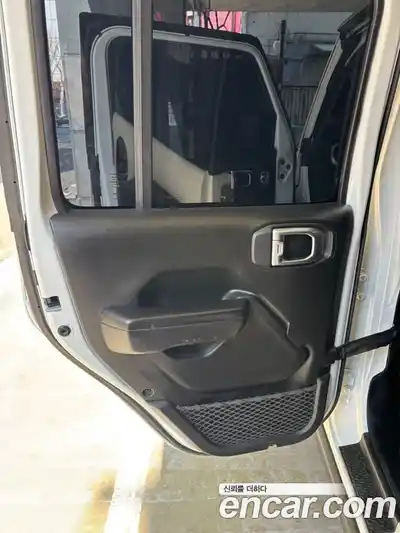 Jeep Wrangler 2020 2.0 гидро в Москве № 1291451, миниатюра 8