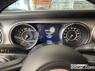 Jeep Wrangler 2020 2.0 гидро в Москве № 1291451, миниатюра 9
