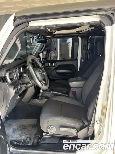 Jeep Wrangler 2020 2.0 гидро в Москве № 1291451, миниатюра 10