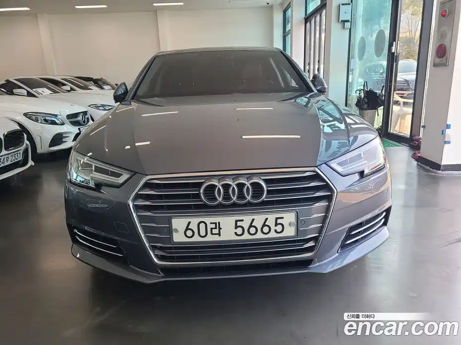 Audi A4 2018 2.0 гидро в Москве № 1292024, фото 3