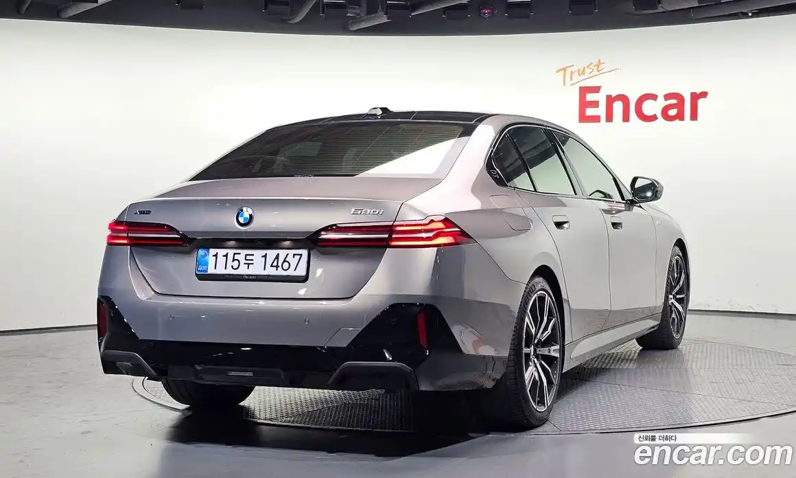 BMW 5-Series 2025 2.0 Автомат в Москве № 1292163, фото 2