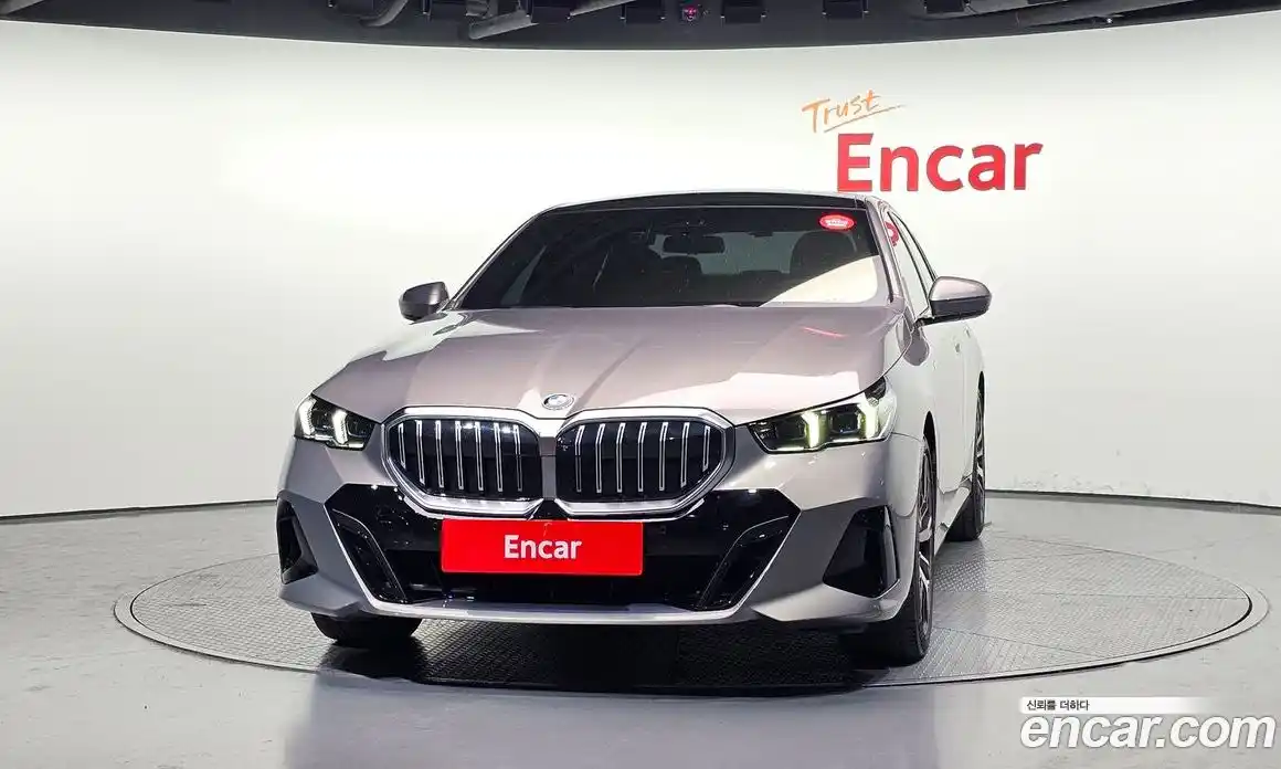 BMW 5-Series 2025 2.0 Автомат в Москве № 1292163, фото 3