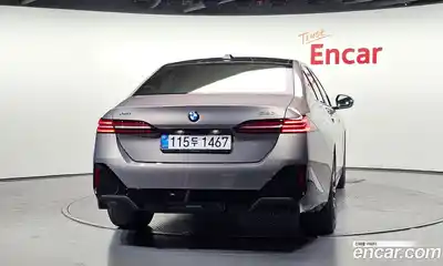 BMW 5-Series 2025 2.0 Автомат в Москве № 1292163, миниатюра 4