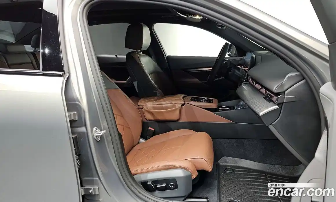 BMW 5-Series 2025 2.0 Автомат в Москве № 1292163, фото 10