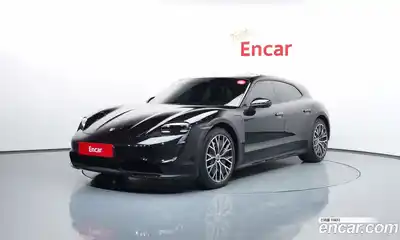 Porsche Taycan, 2023