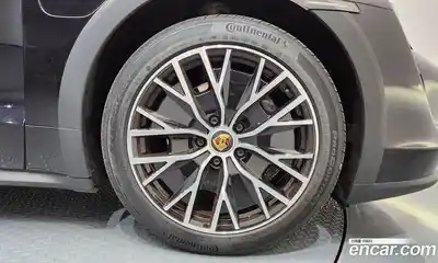 Porsche Taycan 2023 0.1 гидро в Москве № 1292417, миниатюра 5