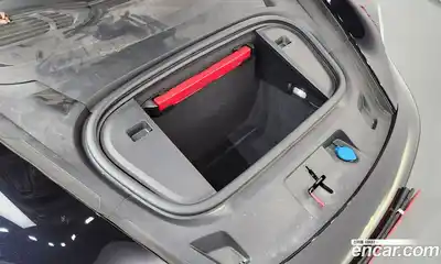 Porsche Taycan 2023 0.1 гидро в Москве № 1292417, миниатюра 6