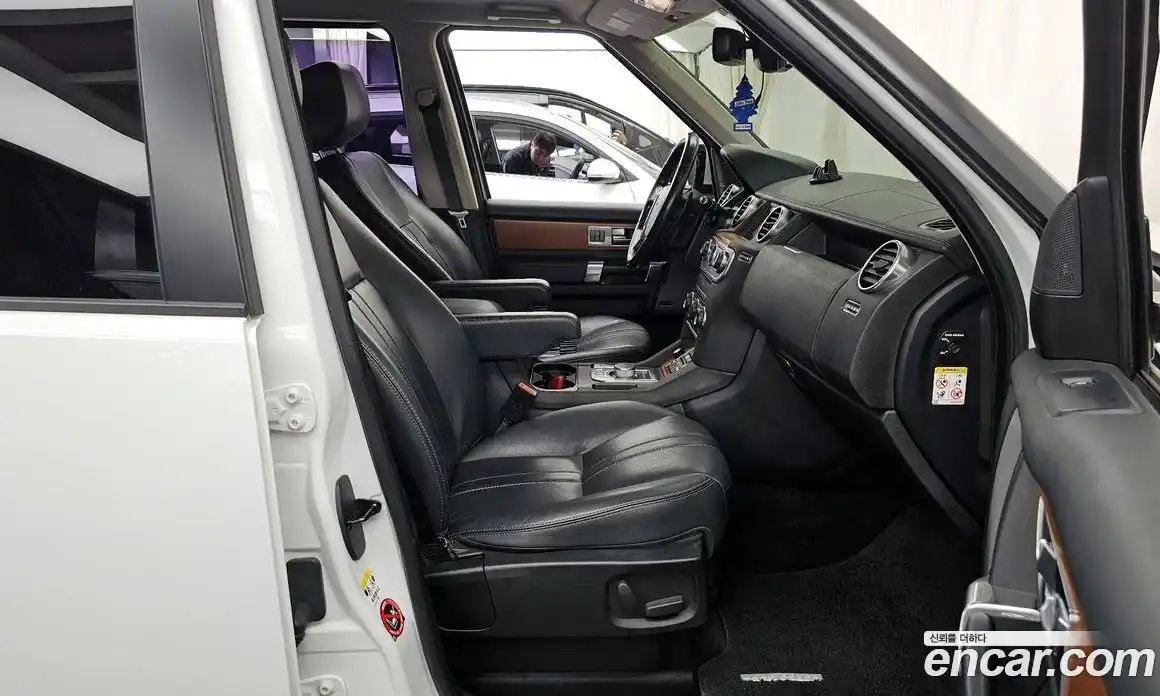 Land Rover Discovery 2015 3.0 гидро в Москве № 1293122, фото 11