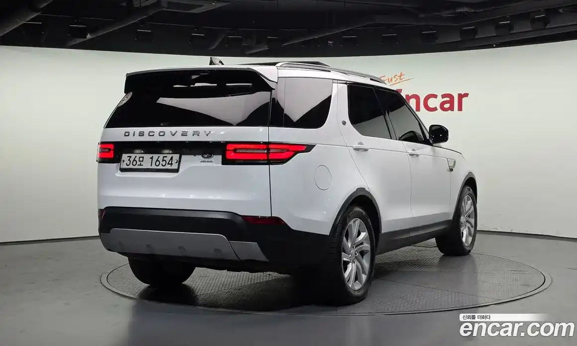 Land Rover Discovery 2019 3.0 гидро в Москве № 1293189, фото 2