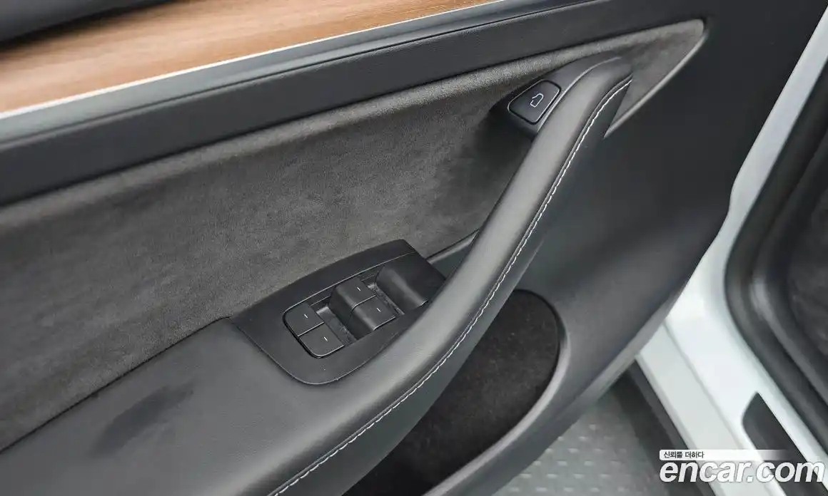 Tesla Model Y 2022 0.2 гидро в Москве № 1293701, фото 16