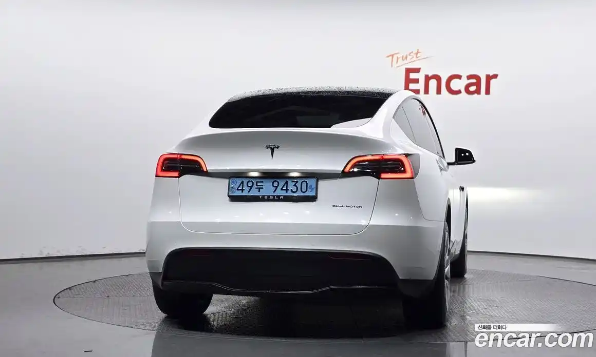 Tesla Model Y 2022 0.2 гидро в Москве № 1293701, фото 4