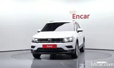 Volkswagen Tiguan 2018 2.0 гидро в Москве № 1293874, миниатюра 3