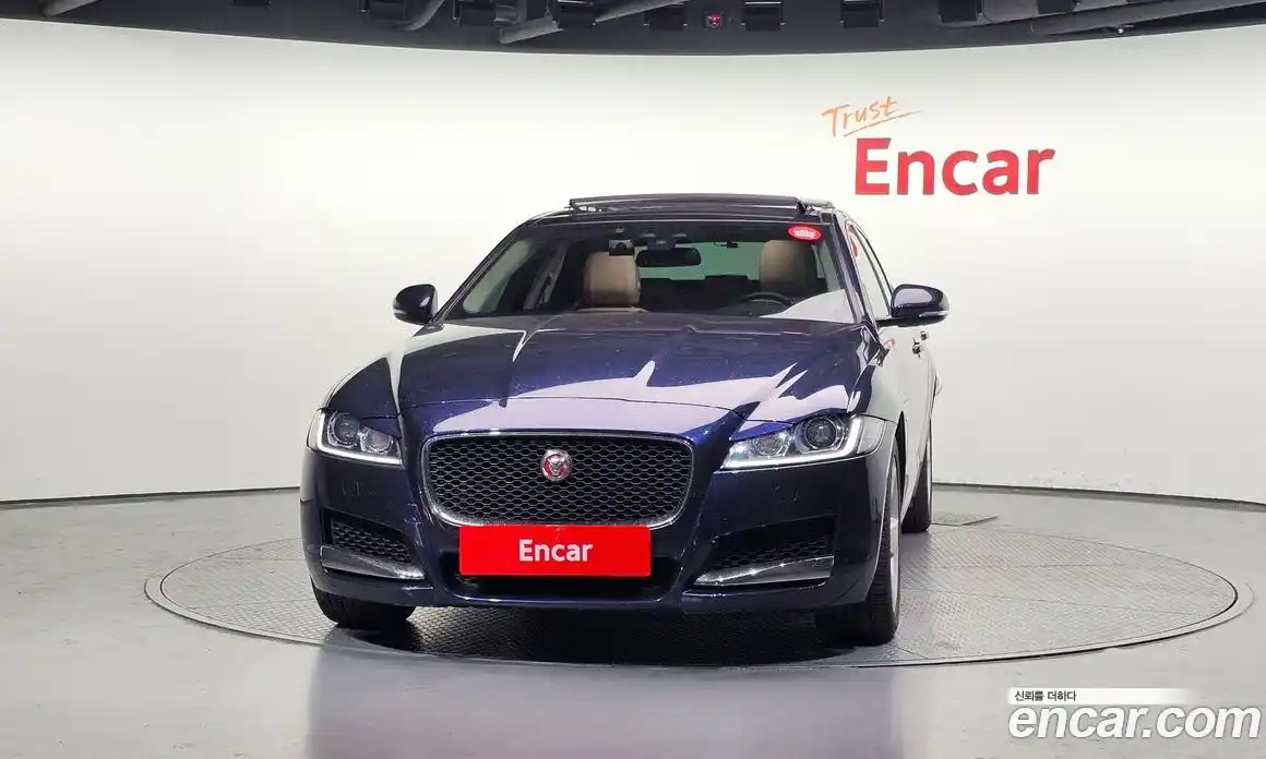 Jaguar XF 2018 2.0 гидро в Москве № 1295098, фото 3
