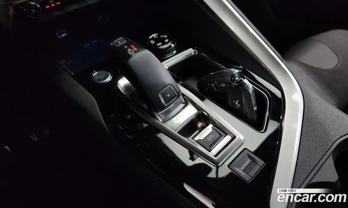 Peugeot 5008 2018 1.6 гидро в Москве № 1295190, фото 9