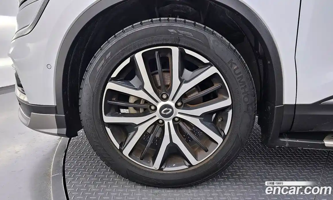 Renault QM6 2019 2.0 гидро в Москве № 147862, фото 5