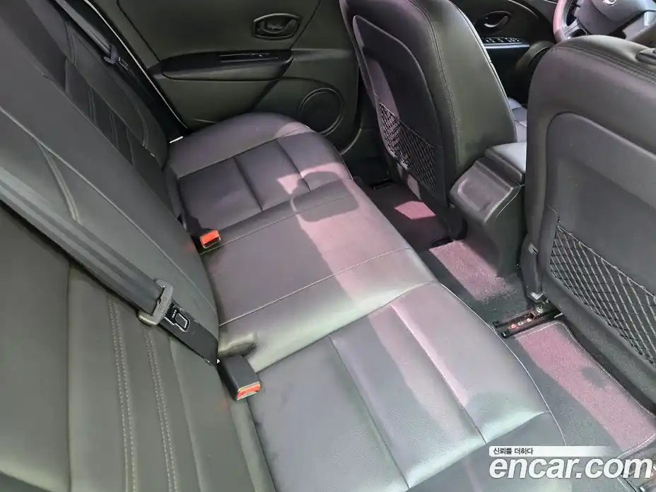 Renault SM3 2018 1.6 гидро в Москве № 152488, фото 18