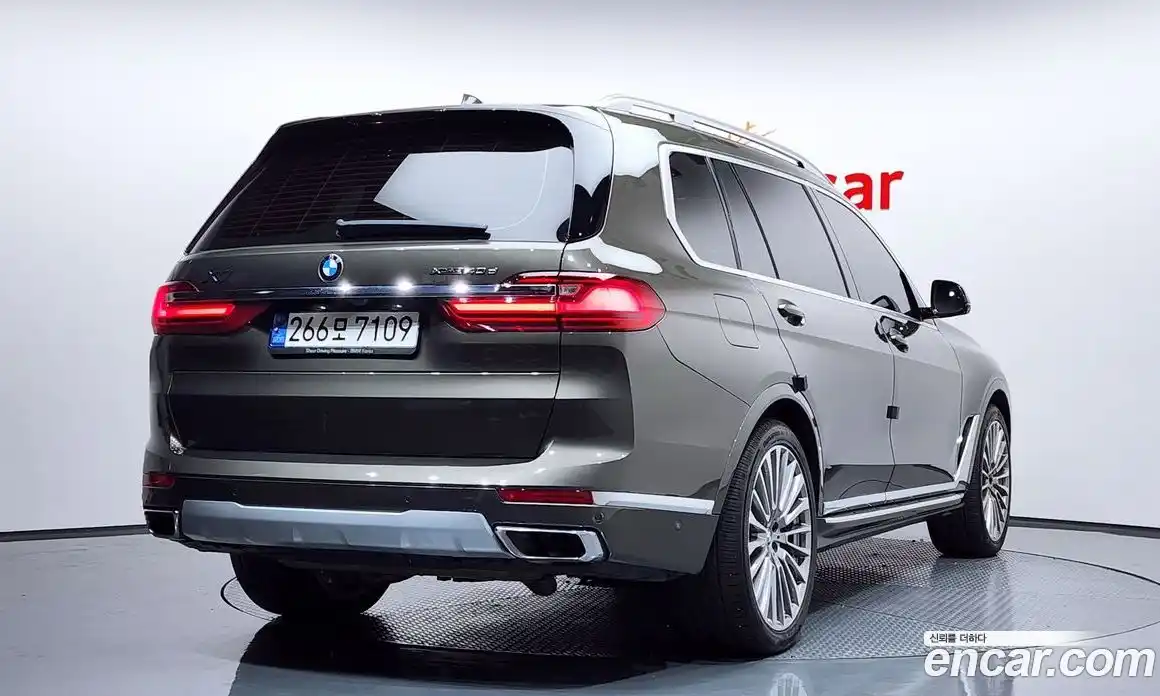BMW X7 2022 3.0 гидро в Москве № 156791, фото 2