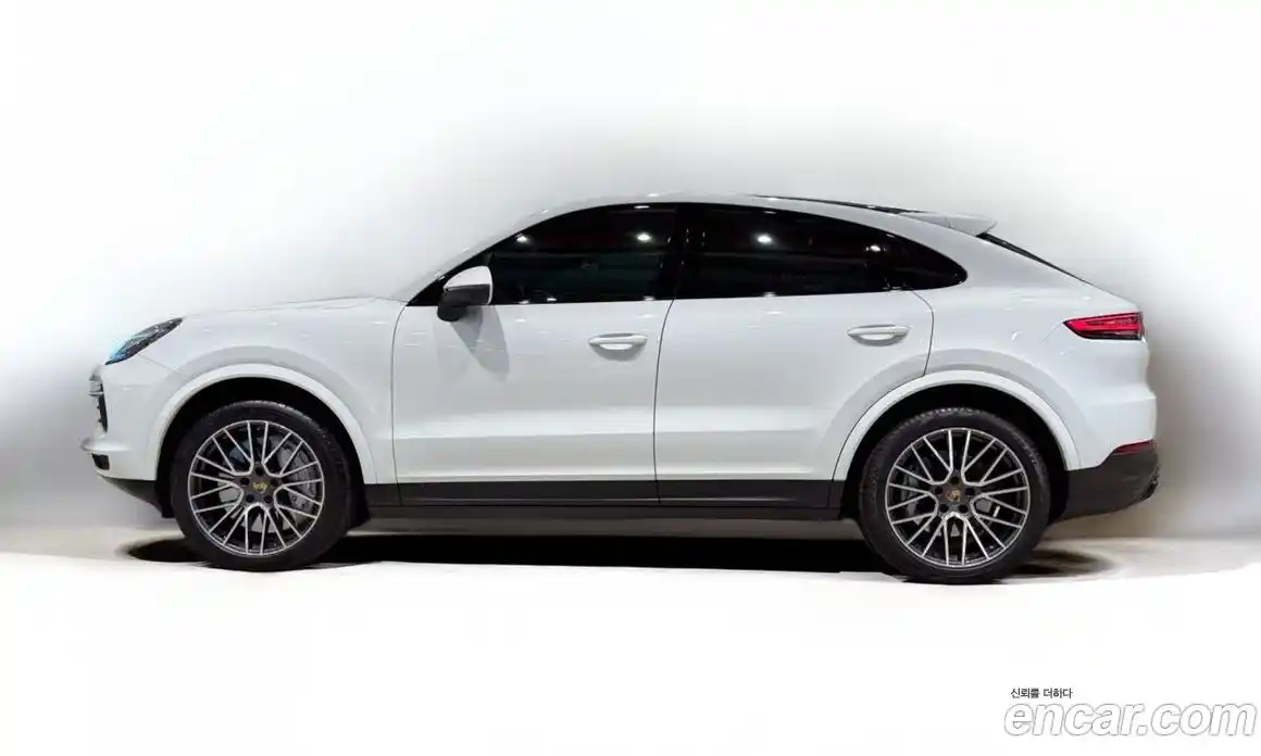 Porsche Cayenne 2020 3.0 гидро в Москве № 165845, фото 1