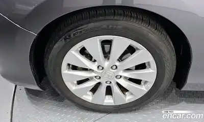 Honda Accord 2014 2.4 гидро в Москве № 170587, миниатюра 5