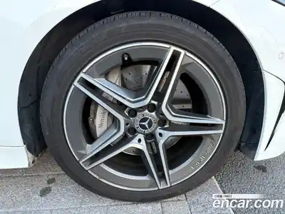Mercedes-Benz CLS-Class 2022 2.0 гидро в Москве № 179587, миниатюра 6