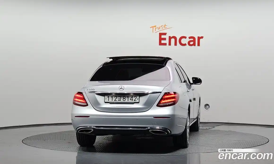 Mercedes-Benz E-Class 2017 2.0 гидро в Москве № 194991, фото 4