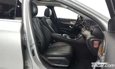 Mercedes-Benz E-Class 2017 2.0 гидро в Москве № 194991, миниатюра 10
