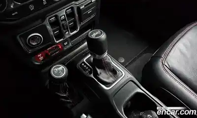 Jeep Wrangler 2018 2.0 гидро в Москве № 232621, миниатюра 9