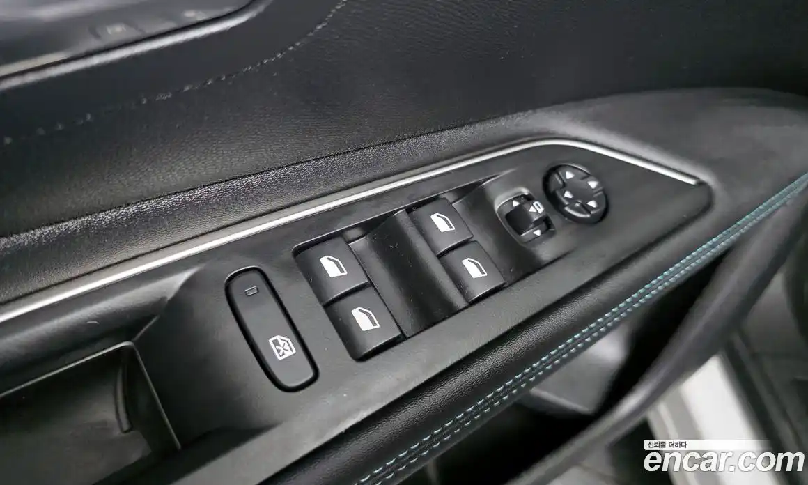 Peugeot 3008 2024 1.2 гидро в Москве № 256228, фото 14