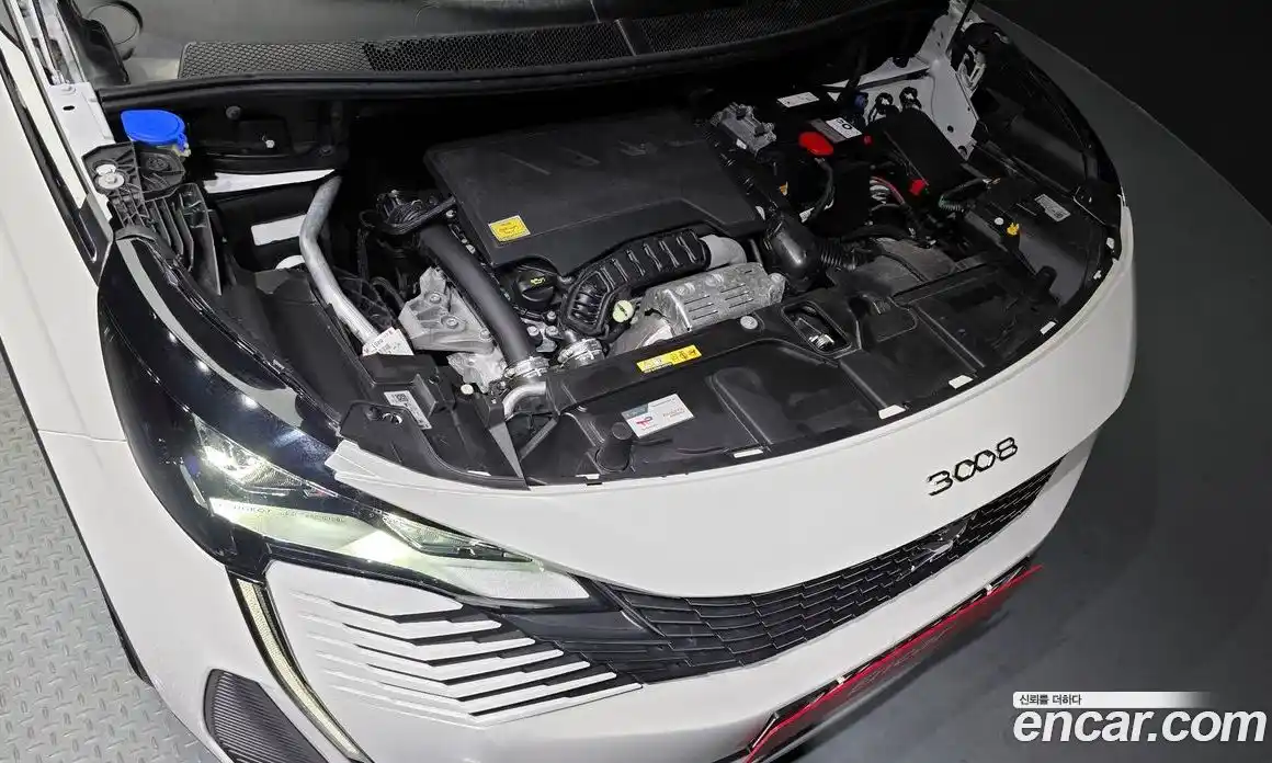 Peugeot 3008 2024 1.2 гидро в Москве № 256228, фото 6