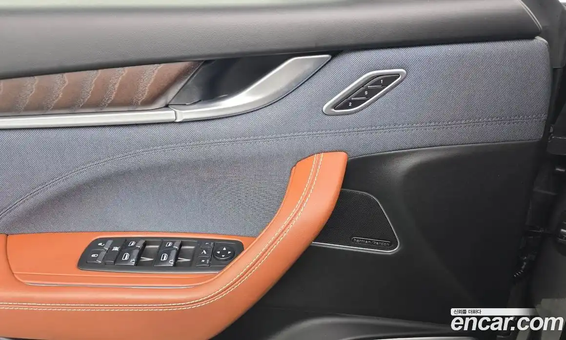 Maserati Levante 2019 3.0 гидро в Москве № 282847, фото 13