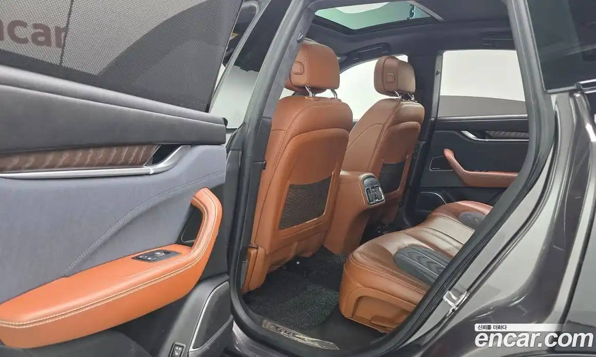 Maserati Levante 2019 3.0 гидро в Москве № 282847, фото 17