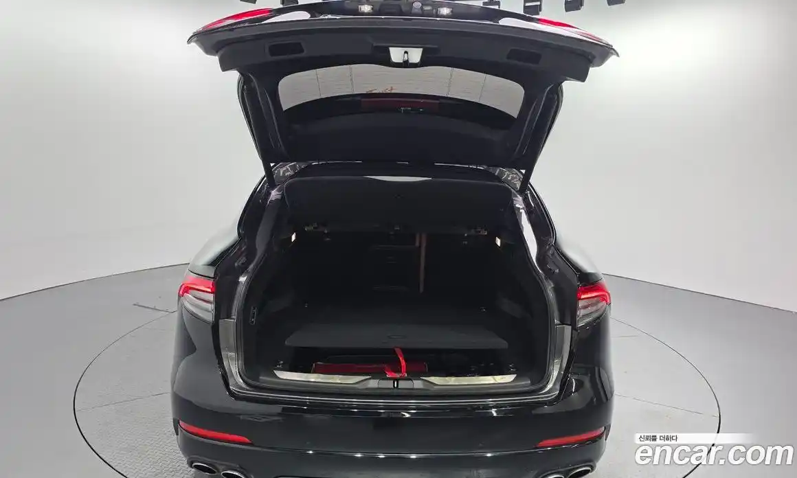 Maserati Levante 2019 3.0 гидро в Москве № 282847, фото 20