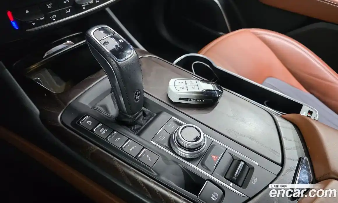 Maserati Levante 2019 3.0 гидро в Москве № 282847, фото 9