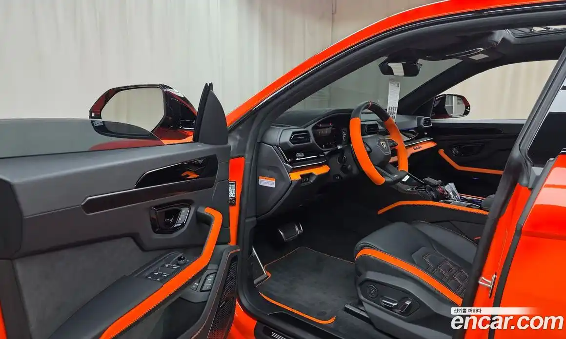 Lamborghini Urus 2025 4.0 гидро в Москве № 320706, фото 10