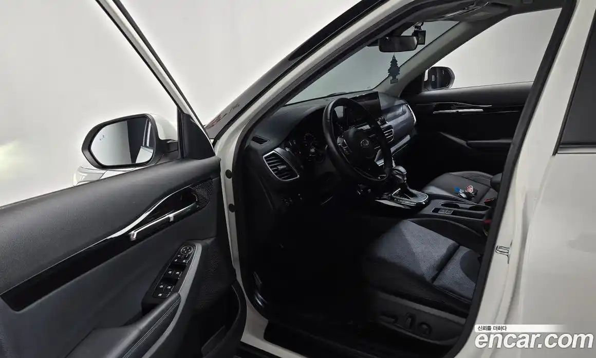 Kia Seltos 2021 1.6 гидро в Москве № 51260, фото 10