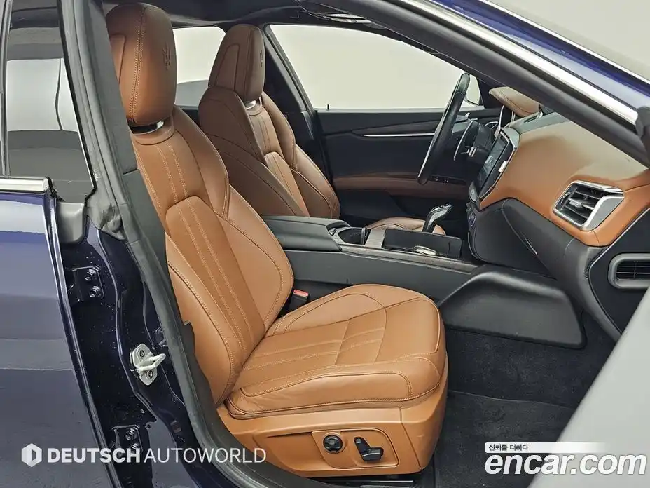 Maserati Ghibli 2020 3.0 гидро в Москве № 1072142, фото 10