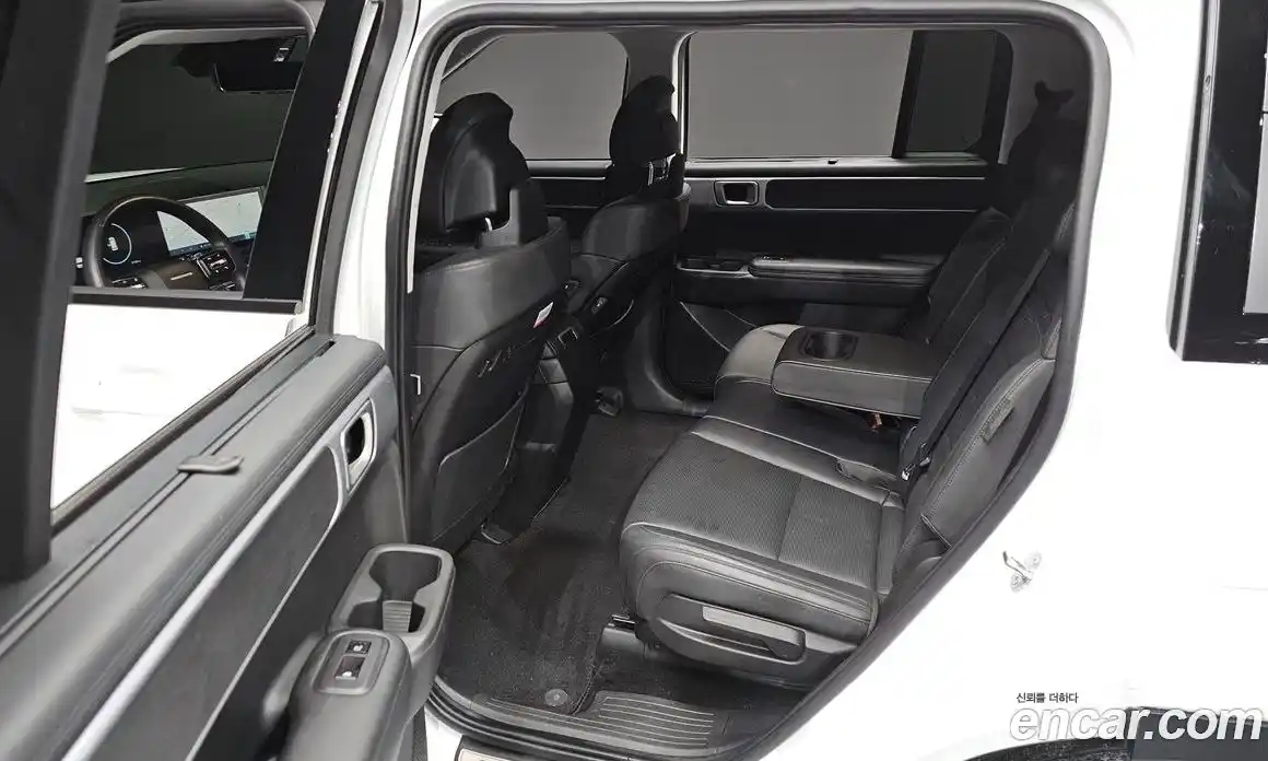 Hyundai Santa Fe 2023 1.6 гидро, фото 11
