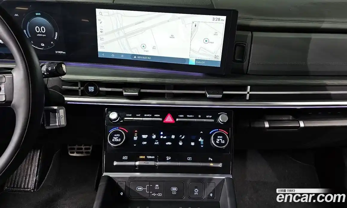 Hyundai Santa Fe 2023 1.6 гидро, фото 15